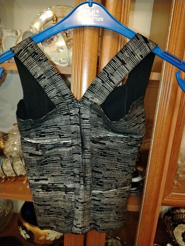 Köynək və bluzalar: Kroplar əla vəziyyətdə.3 ü bir yerdə 10 manat — 5