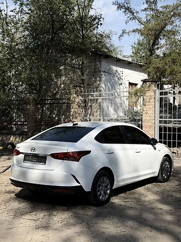 Продажа авто: Hyundai Accent: 2021 г., 1.6 л, Автомат, Бензин, Седан — 3