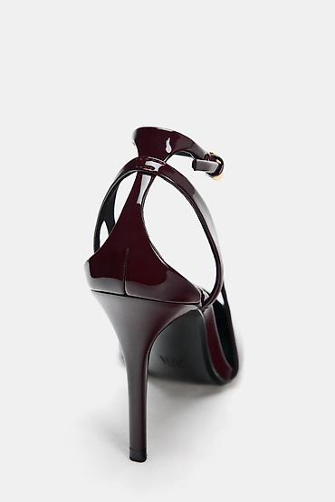 Tuflilər: ZARA 37 razmer ayaqqabı 
Bir defe geyilib — 7