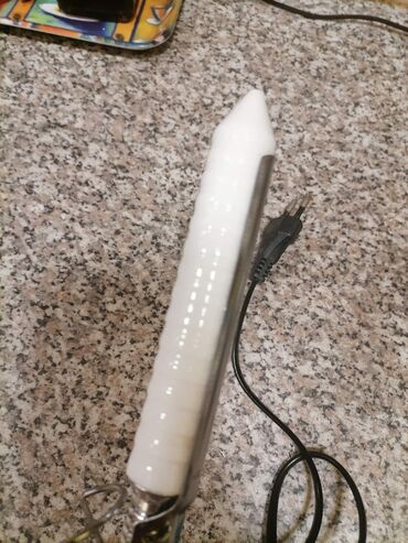 Figaro za kosu: Figaro - grejni deo je keramika. Ima oslonac, sa štipaljkom. Pogodna na lalafo.rs — 7 Figaro za kosu: Figaro - grejni deo je keramika. Ima oslonac, sa štipaljkom. Pogodna — 7