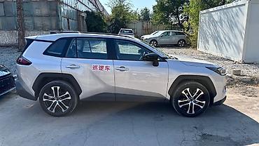 Toyota: Toyota Wildlander: 2026 г., 2 л, Автомат, Бензин, Внедорожник — 8