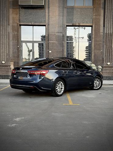 mx 5: Toyota Avalon: 2017 г., Гибрид, Седан — 2