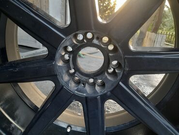 azsamand diski: Колесо 305 / 35 / R 24
