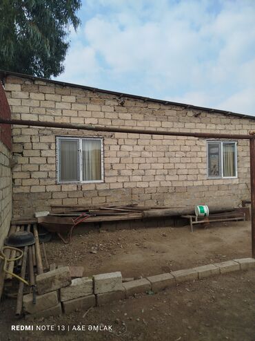 Həyət evləri və villaların satışı: 3 otaqlı, 70 kv. m, Kredit yoxdur, Orta təmir — 15