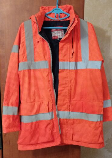 Digər kişi geyimləri: Uniforma. Kutka.az işlenmiş.sökuyu yoxdur.(Razmer:M-48)Qalındı. Su — 11