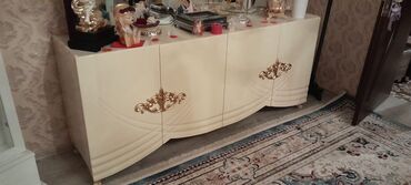 Qonaq otağı dəstləri: Masa və oturacaqlar — 14