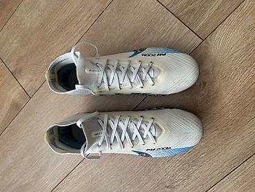 adidas buts: Butslar Nike, Ölçü: 39, İşlənmiş — 1