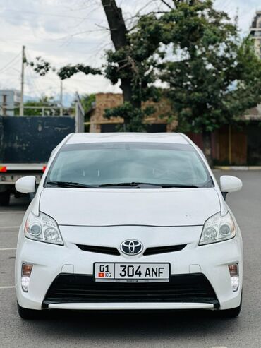 toyota grand: Toyota Prius: 2014 г., 1.8 л, Вариатор, Гибрид, Седан