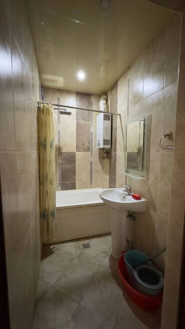 Uzunmüddətli kirayə mənzillər: Binəqədi rayonu, Zərifə Əliyeva adına göz klinikasının arxasında9 — 5