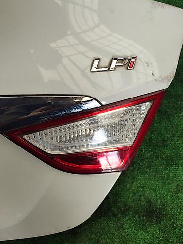 ktopi led: Фонарь крышки багажника Hyundai Sonata YF 2 прав. (б/у) — 1
