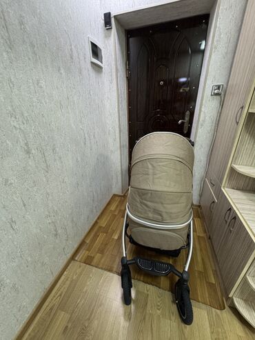 Araba-beşiklər: Çıxarıla bilən beşikli araba — 3