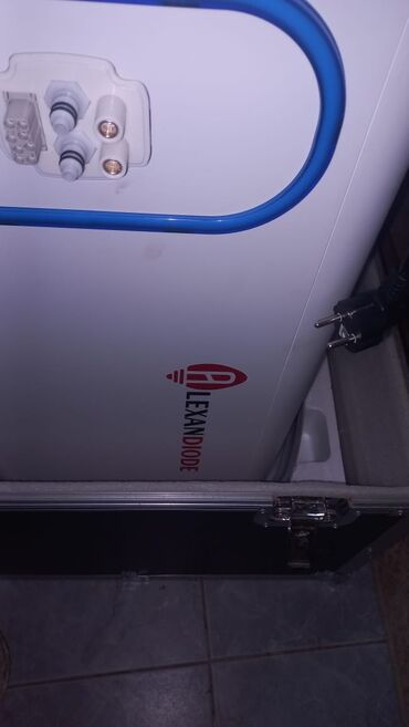 Digər gözəllik və estetika cihazları: Gözəllik salonu üçün avadanlıq dəsti - Masaj/kosmetoloji çarpayısı — 5