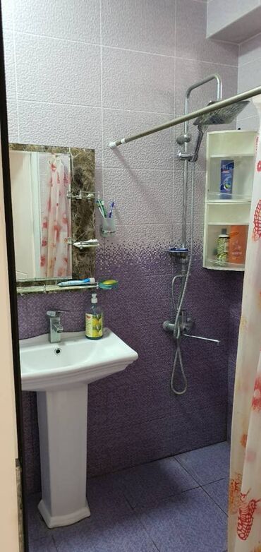 Uzunmüddətli kirayə evlər: 100 kv. m, 3 otaqlı, Su, Qaz, İşıq — 10