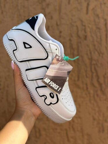 Women's Sneakers and athletic shoes: 38 — 7
