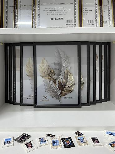 Şəkillər, tablolar: Çərçivələr A4 ölçülü (21 x 29,7 sm) Başqa rənglərə və dizayınlara — 1