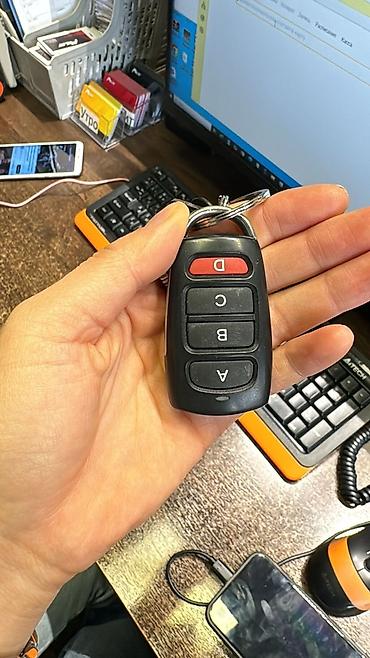 Аварийное вскрытие замков: Изготовление и программирование автомобильных ключей и брелоков - — 2