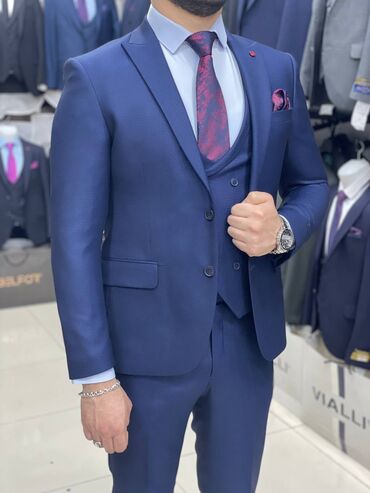 Kostyumlar: Kişi kostyum dəstləri - Klassik və modern kəsimlər: ikicərgəli — 18