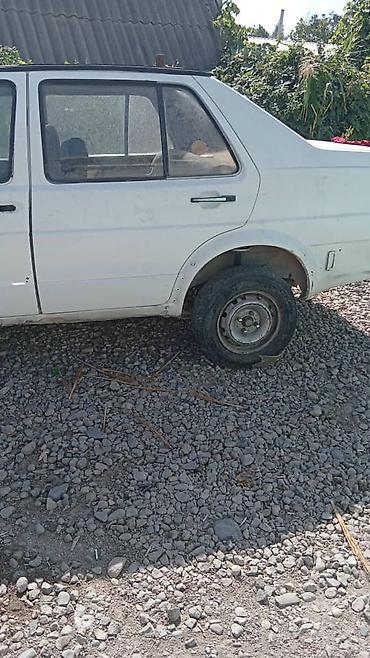 Volkswagen: Volkswagen Jetta: 1969 г., 1.8 л, Механика, Бензин, Седан — 3