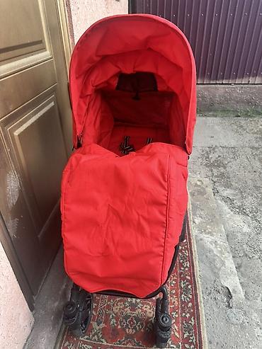 easy walker: Прогулочная коляска Valco Baby Snap 4, красная - Лёгкая и манёвренная — 7