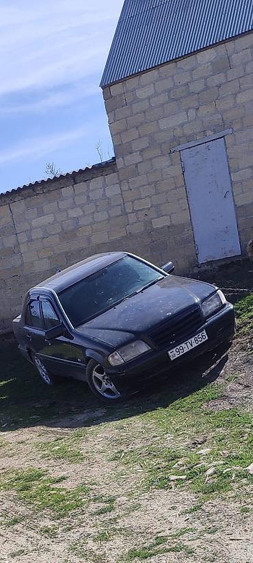 mercedes 160 a: Mercedes-Benz C-Class: 2 l | 1994 il Sedan — 4