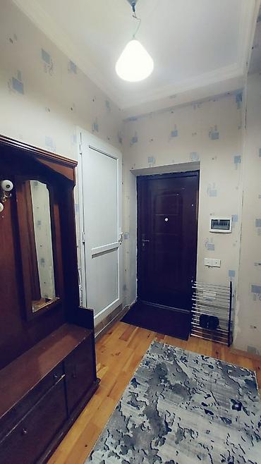 zigda kiraye menzil: Kirayəyə verilir.Ciddi müştərilər əlaqə saxlasın. Ünvan:Xalqlar — 8