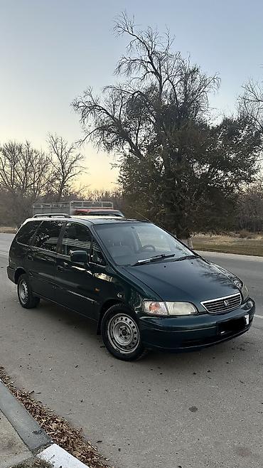 спринтер однаскат: Honda Shuttle: 1998 г., 2.3 л, Автомат, Бензин, Минивэн — 1