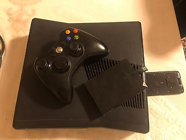 xbox one fat: Qeyd-Pult yoxdur Heç bir problemi yoxdur,yaddaşı 256 gb,içində 120 — 3