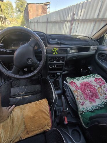 руль на 2107: Daewoo Nexia: 2002 г., Механика, Седан