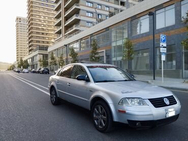 Volkswagen: Volkswagen Passat: 1.8 l | 2024 il Sedan — 5