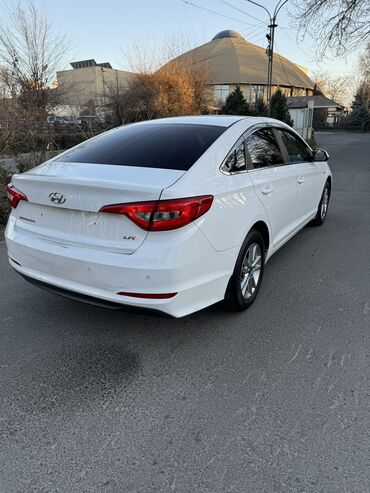 Hyundai: Hyundai Sonata: 2019 г., 2 л, Автомат, Газ, Седан — 6