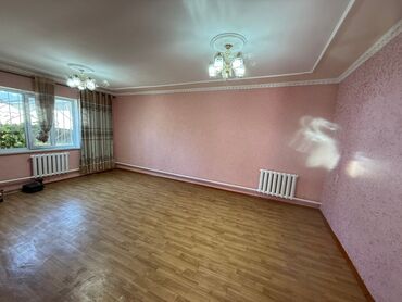 продаю дом токольдош: Дом, 149 м², 5 комнат, Собственник, Косметический ремонт