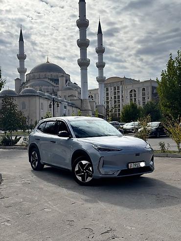 ли 7 ультра: Geely Galaxy E5: 2025 г., Электромобиль, Кроссовер — 1