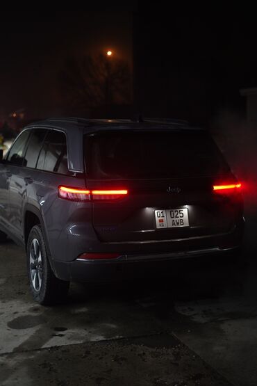 Jeep: Jeep Grand Cherokee: 2022 г., 3 л, Автомат, Бензин, Внедорожник — 2