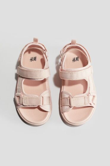 басаножки детские: Продам новую детскую обувь hm, 27 размер, us 10. Размер не подошел