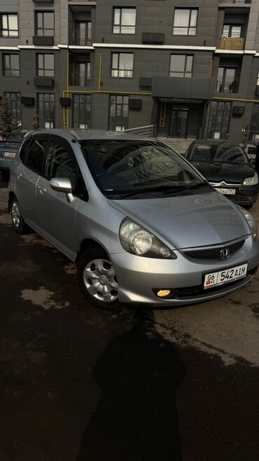 hinda fit: Honda Fit: 2006 г., 1.3 л, Автомат, Бензин, Седан