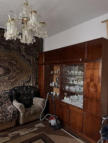 Продажа коттеджей и домов: Продаётся жилой дом с двором и хозяйственными постройками. - Отдельно — 13