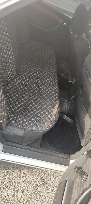 Mercedes-Benz: Mercedes-Benz W124: 1993 г., 2 л, Механика, Бензин, Седан — 5