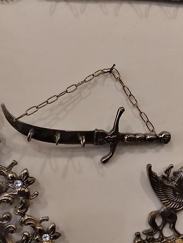asilqan satilir: Bürünc divar asqıları və açarlıq dəsti - Material: tam metal (bürünc — 1