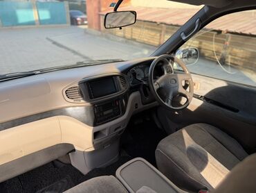 Toyota: Toyota Regius: 2001 г., 2.7 л, Автомат, Бензин, Минивэн — 11