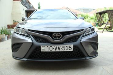 Toyota: Toyota Camry: 2.5 l | 2020 il Sedan