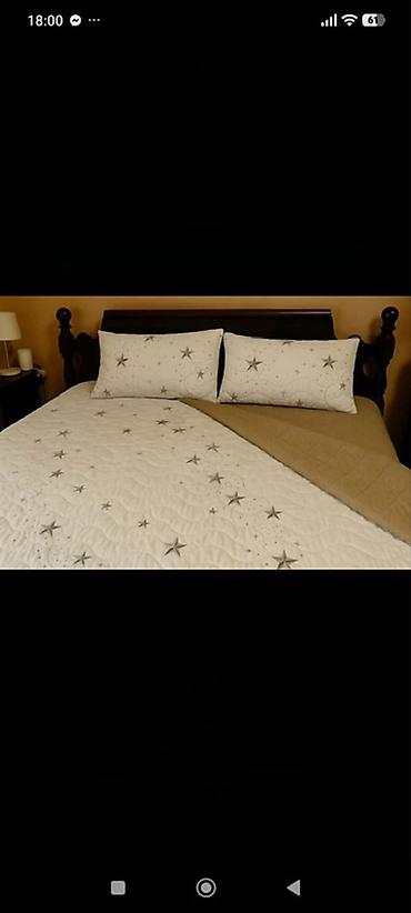 Ćebad i pokrivači: ✔ Bračni set • Čaršaf: 220×230 cm • Jorganska navlaka (step-deka) — 12