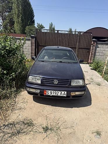 Продажа авто: Volkswagen Vento: 1997 г., Механика, Бензин, Седан — 1