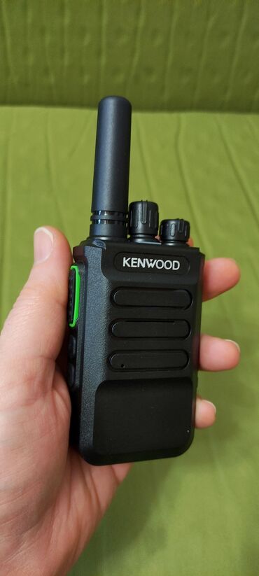 Рации и диктофоны: Продам рацию Kenwood. Новая, в упаковке