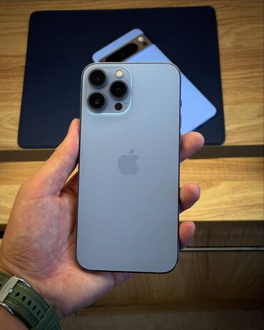 Apple iPhone: IPhone 13 Pro Max, Б/у, 256 ГБ, Голубой, Защитное стекло, Чехол, В рассрочку, 90 %