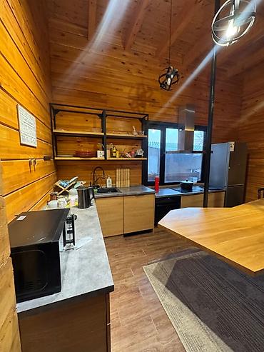 Долгосрочная аренда домов: 250 м², 5 комнат — 13