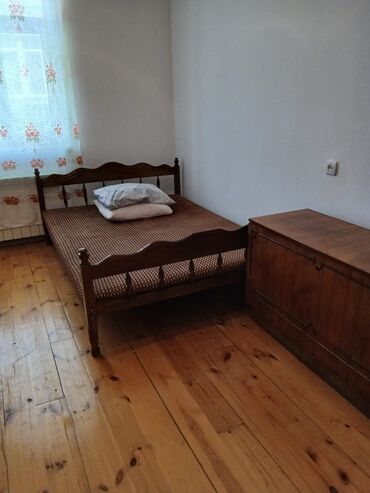 Гаражи: Kiraye verilir 1 otaq ve iki otaq 1 otaq 180 azn 2otaq 360 azn obsidi