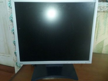 050 211 nomre satilir: Gencede monitor benq tecili satilir