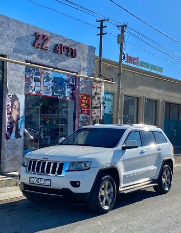 vaz 2106 satilir: Jeep Grand Cherokee: 3.6 l | 2012 il | 170 km Ofrouder/SUV