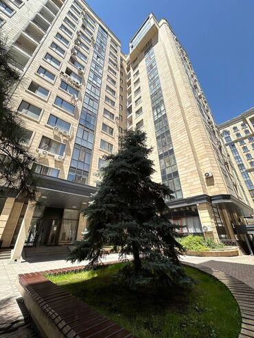 квартира на дордойе: 3 комнаты, 130 м², Элитка, 9 этаж
