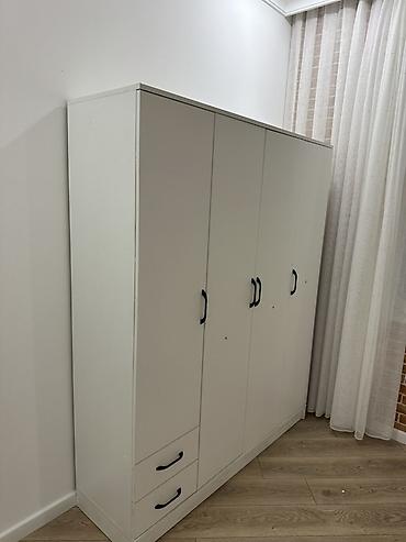 ak mebel: Ağ rəngli 4 qapılı geyim dolabı - Sadə və müasir dizayn, istənilən — 1